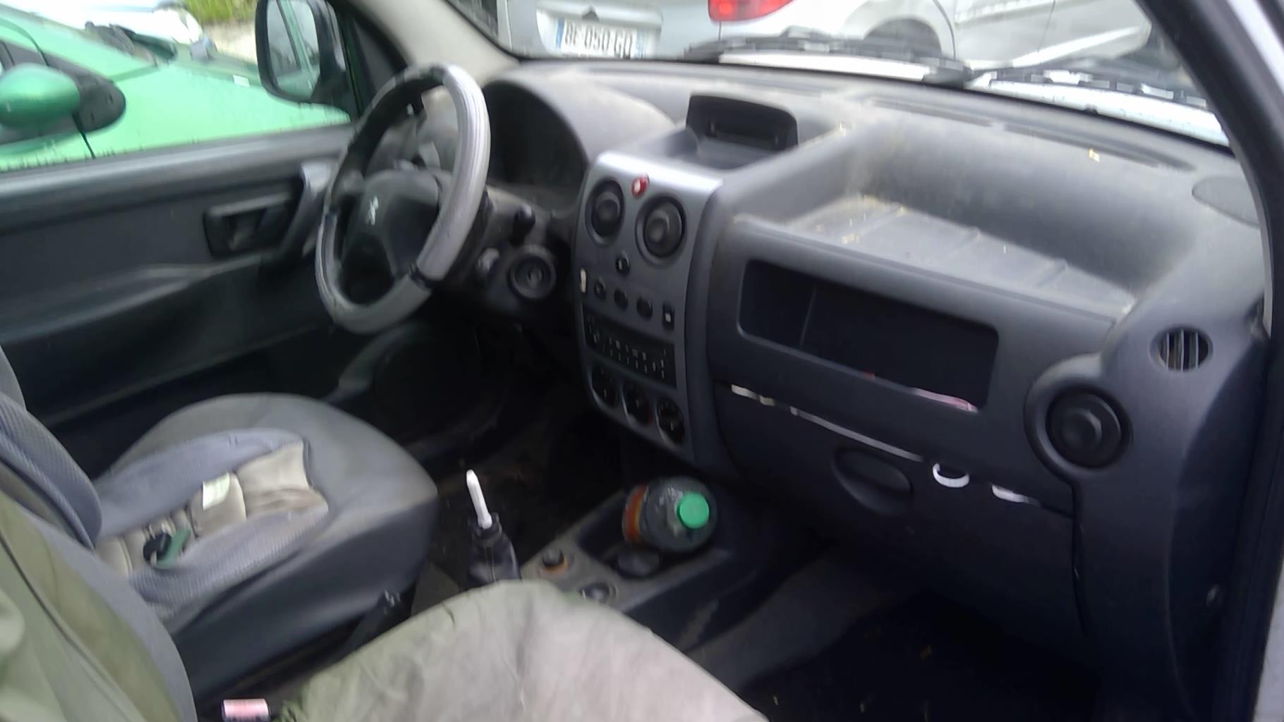 Image PEUGEOT PARTNER 1
