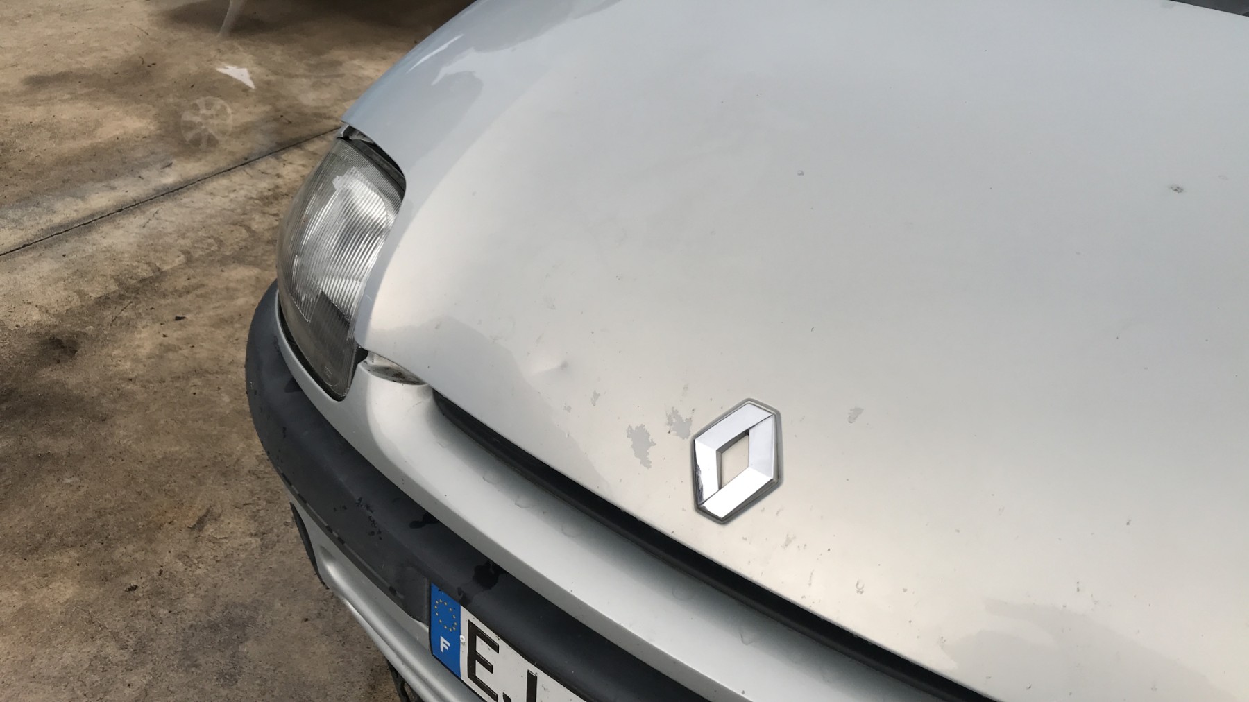 Image RENAULT CLIO 2