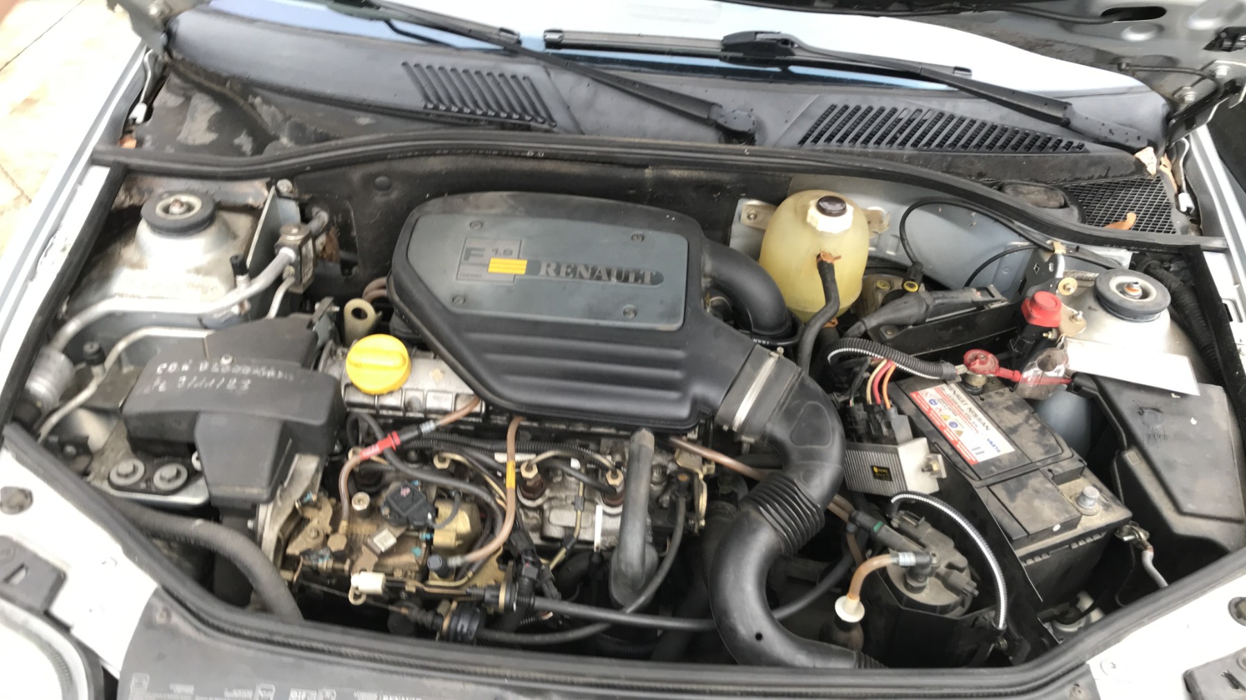 Image RENAULT CLIO 2