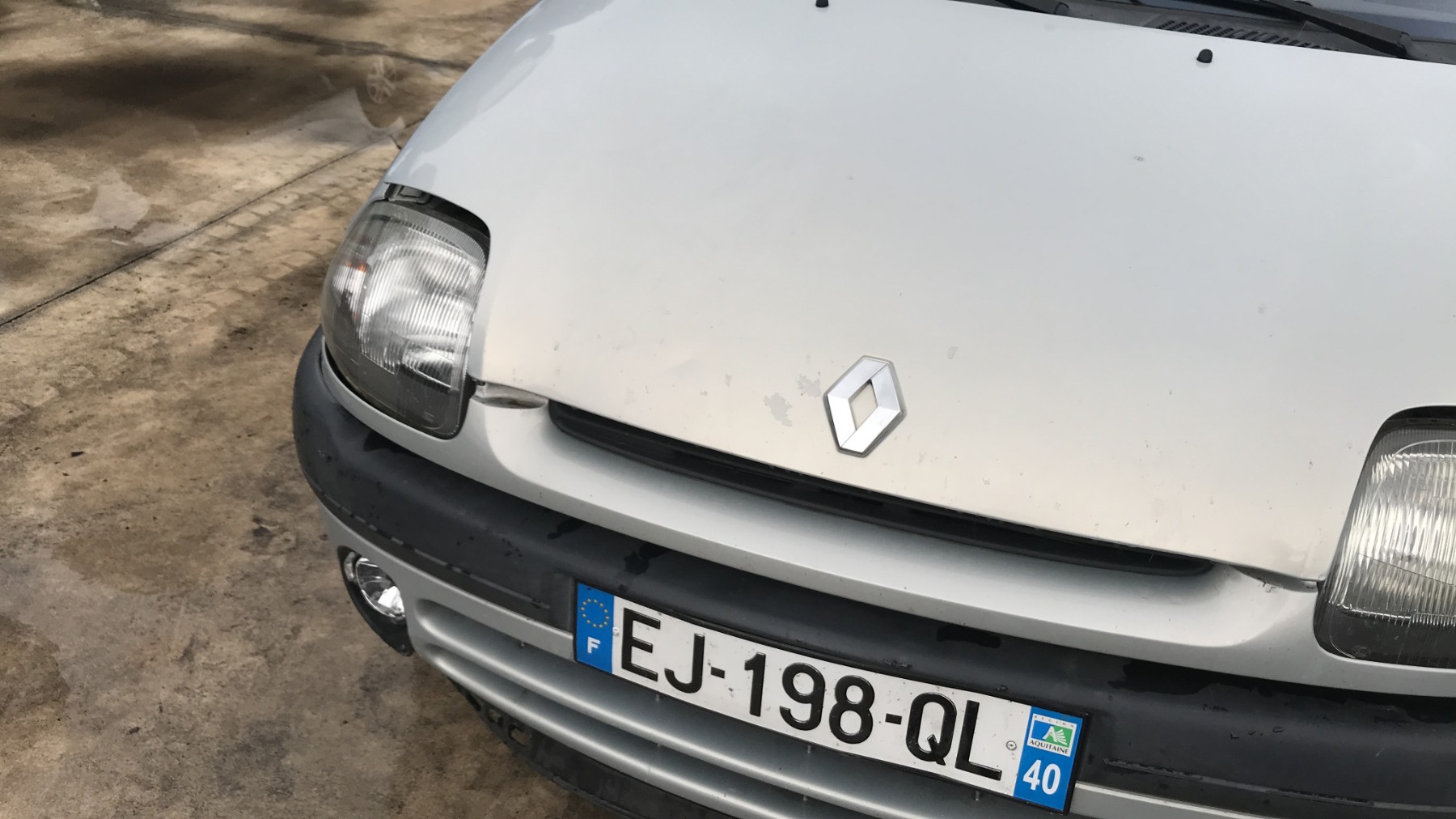 Image RENAULT CLIO 2