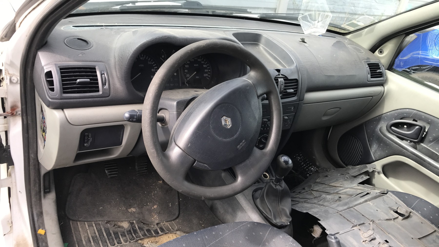 Image RENAULT CLIO 2
