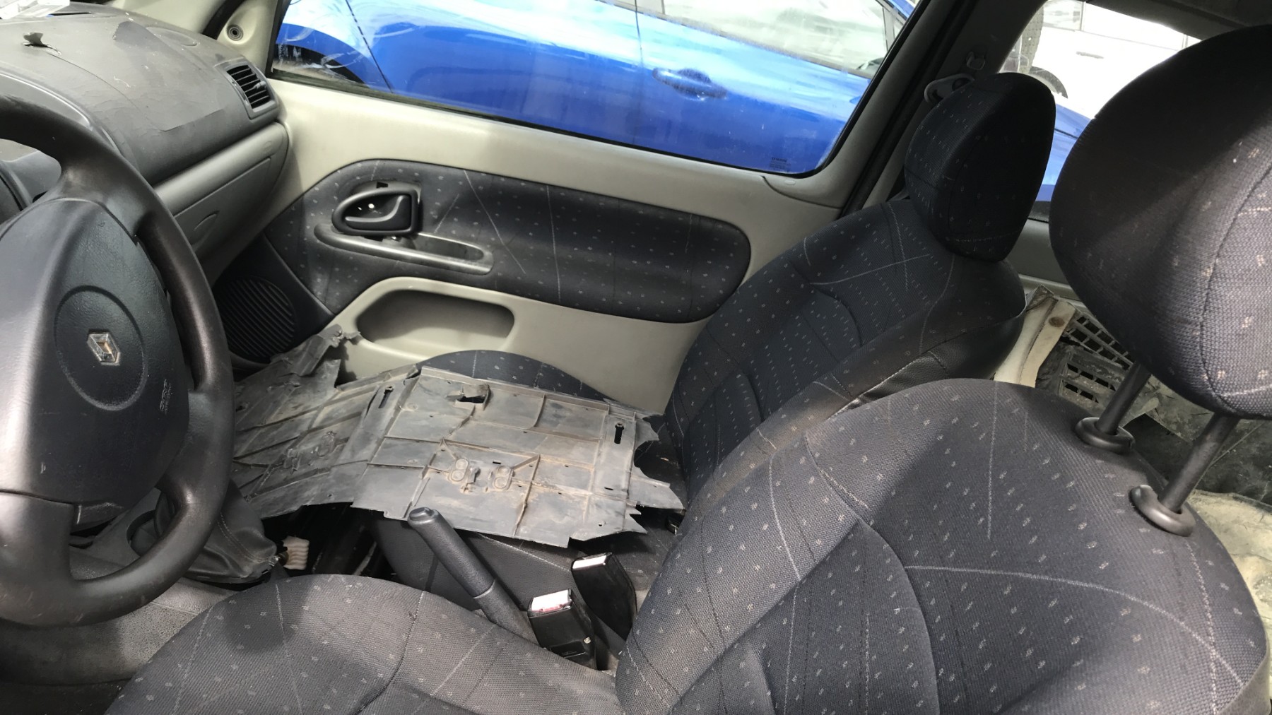 Image RENAULT CLIO 2