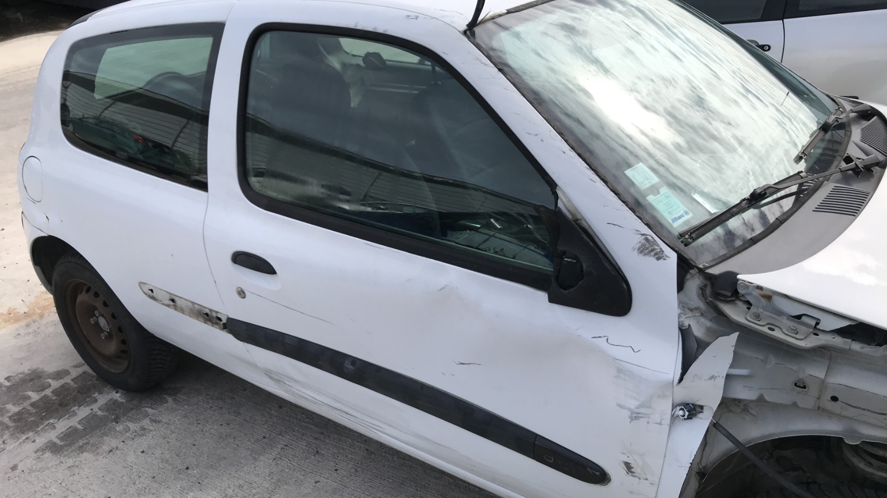 Image RENAULT CLIO 2