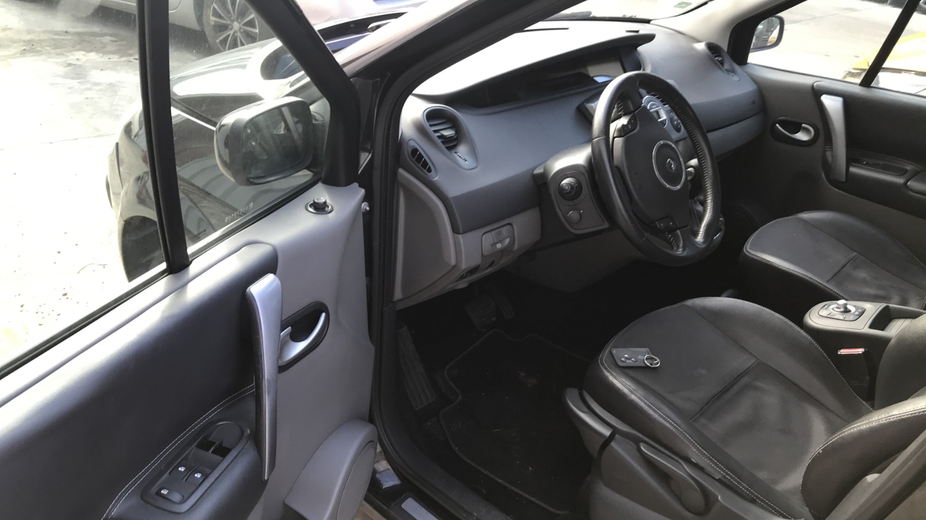 Image RENAULT GRAND SCENIC 2