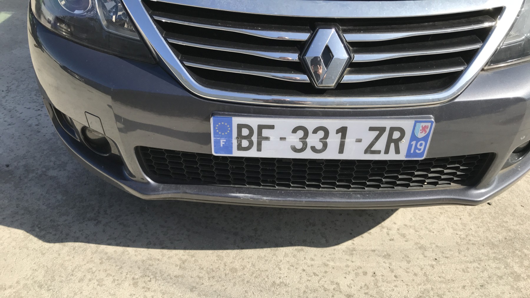 Image RENAULT LATITUDE