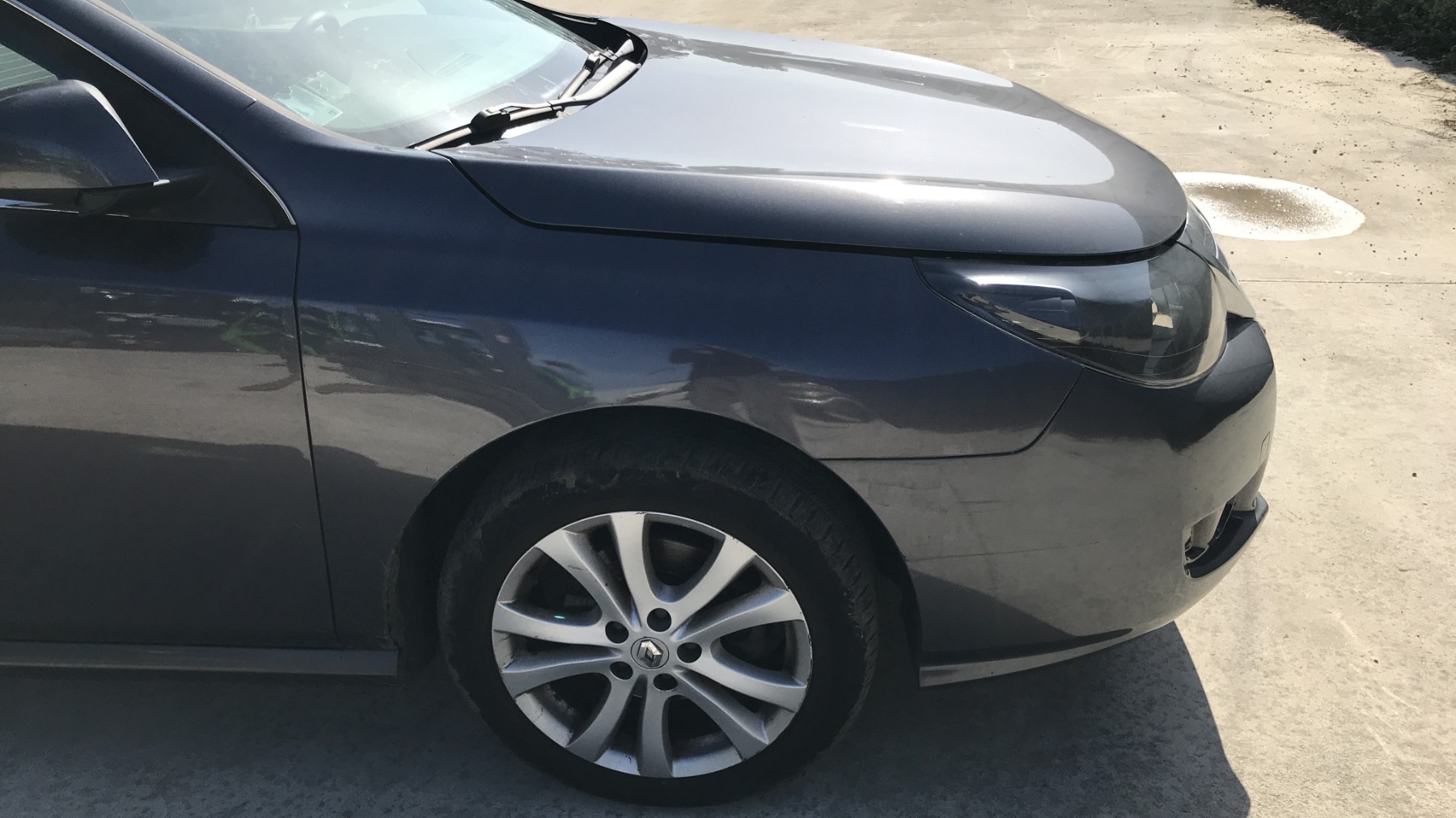 Image RENAULT LATITUDE
