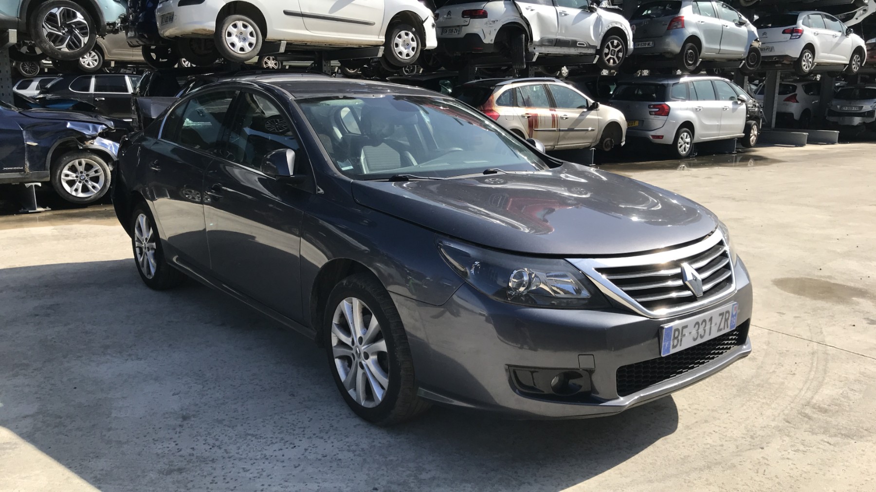Image RENAULT LATITUDE