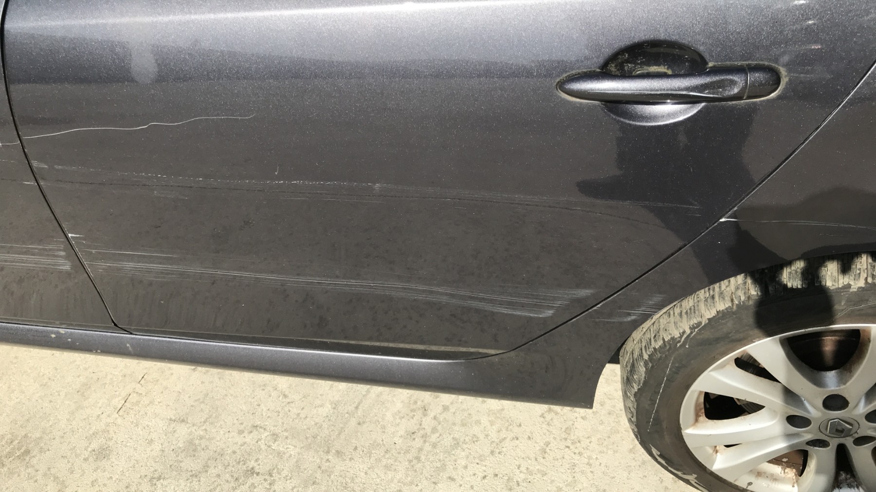 Image RENAULT LATITUDE