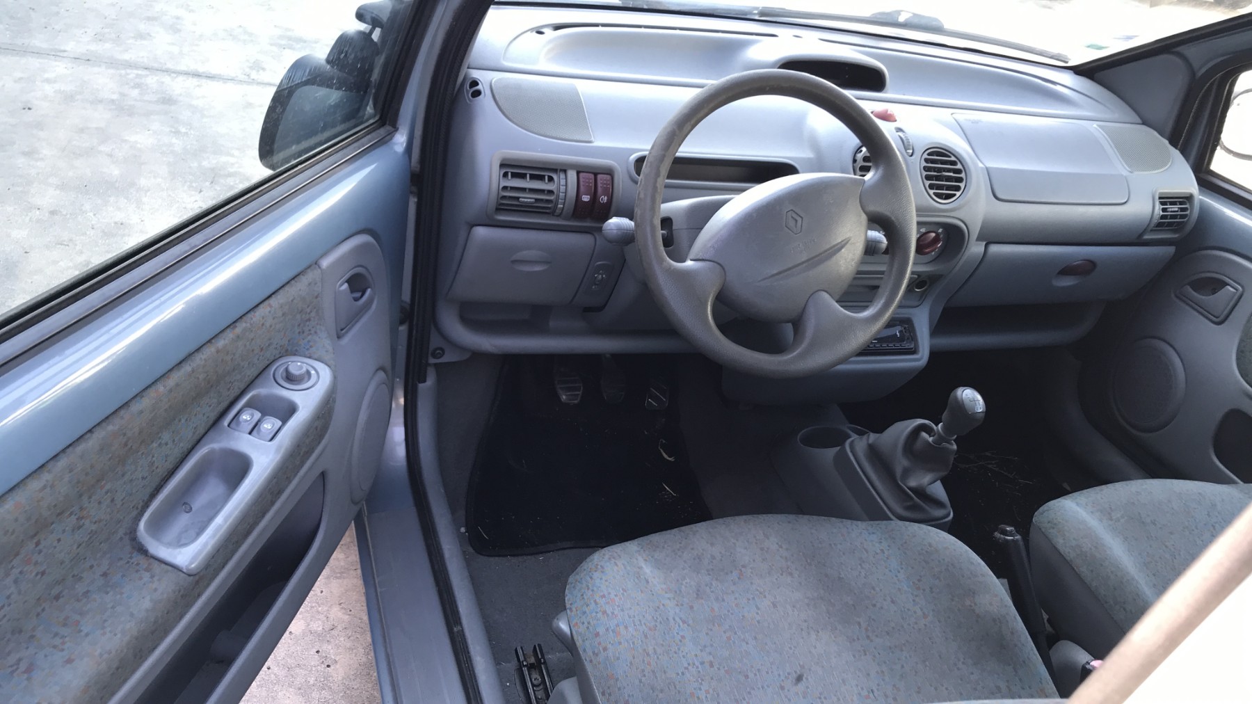 Image RENAULT TWINGO 1