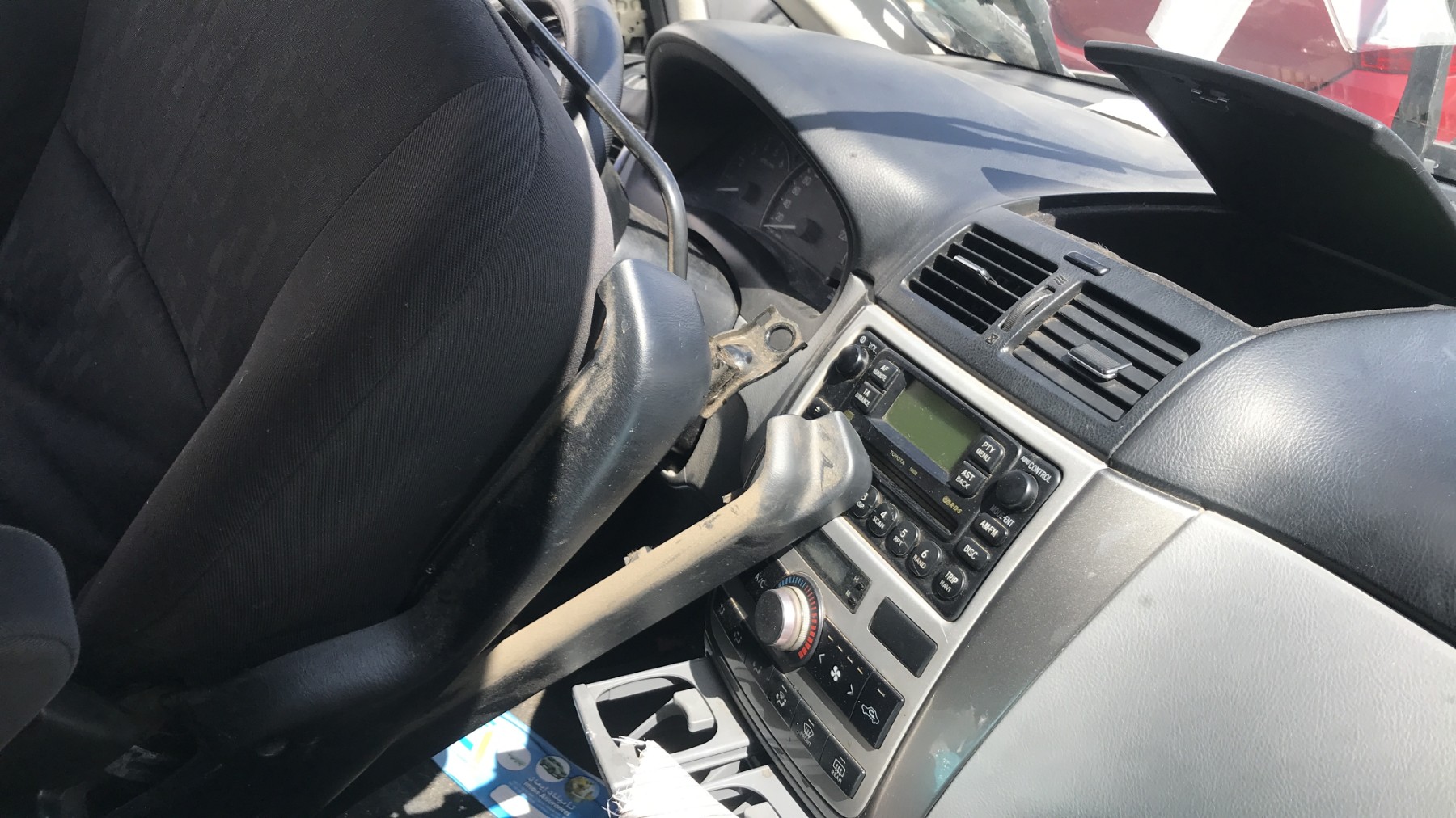 Image TOYOTA AVENSIS VERSO