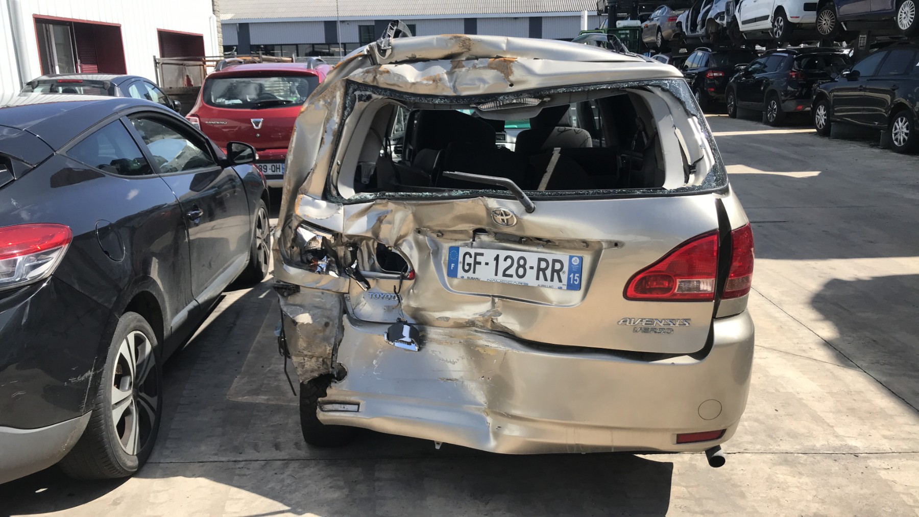 Image TOYOTA AVENSIS VERSO