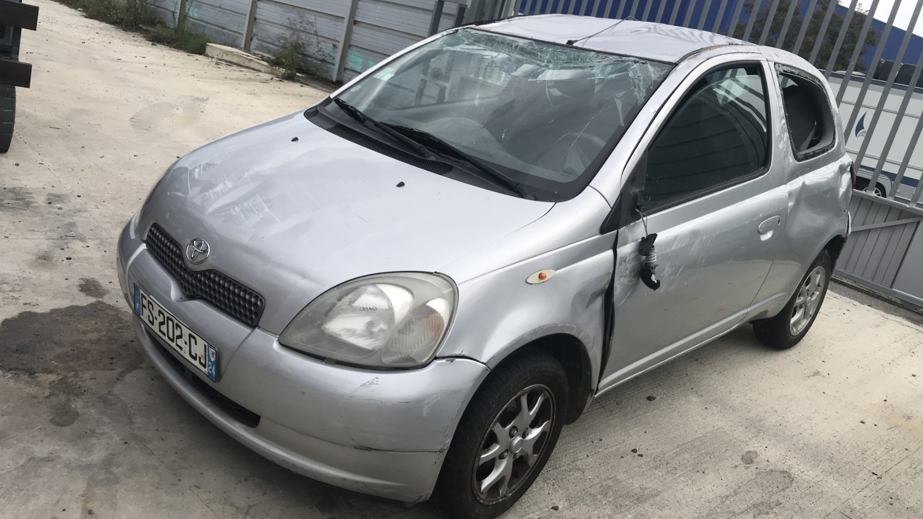 Image TOYOTA YARIS 1