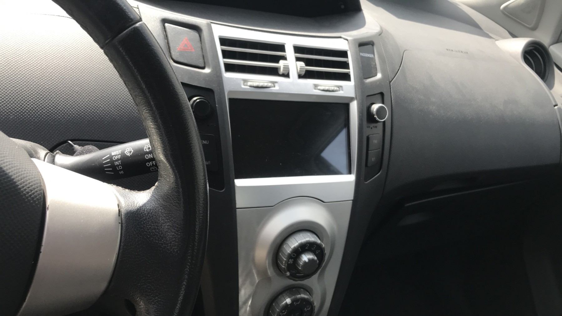 Image TOYOTA YARIS 2