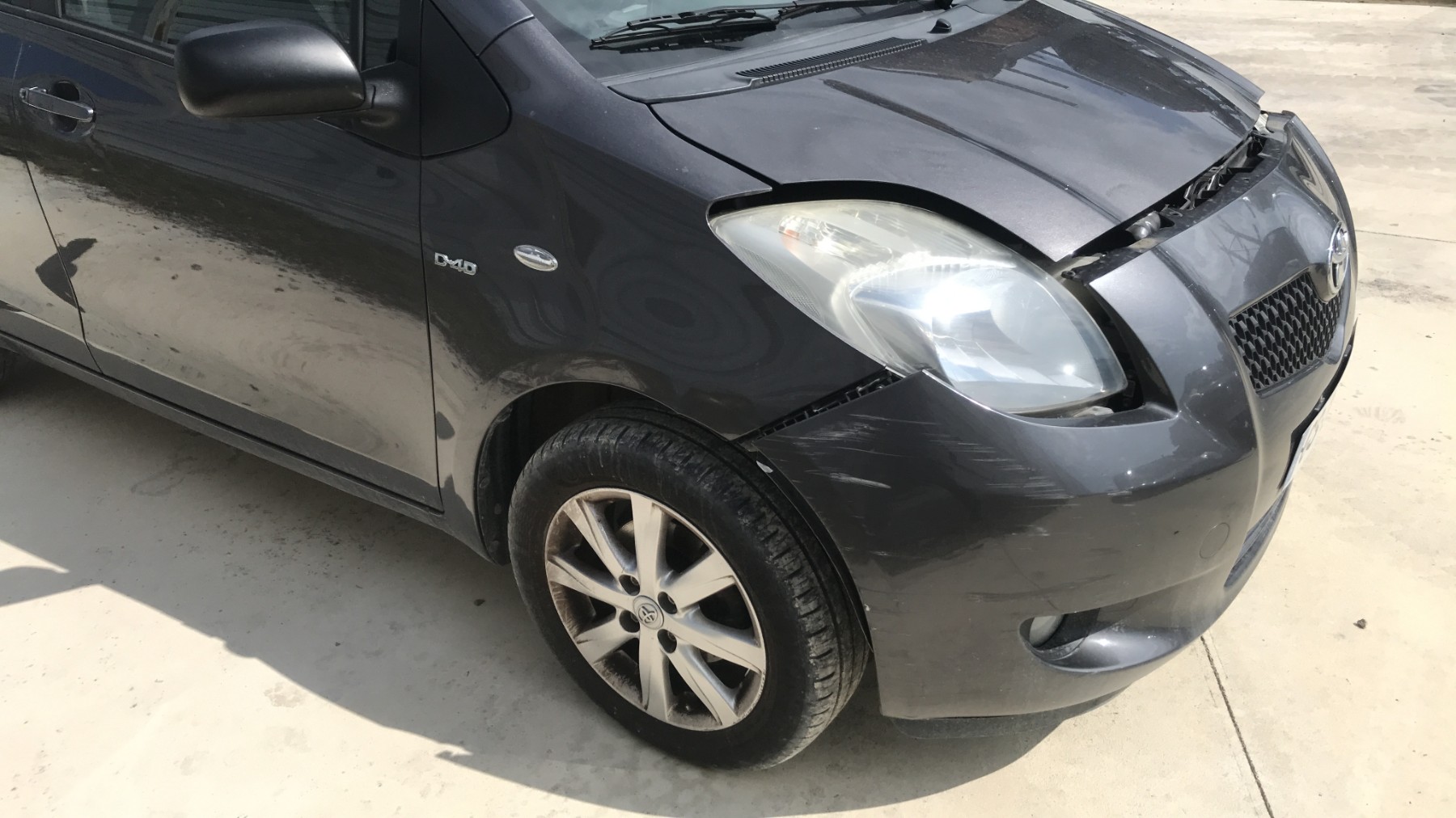 Image TOYOTA YARIS 2