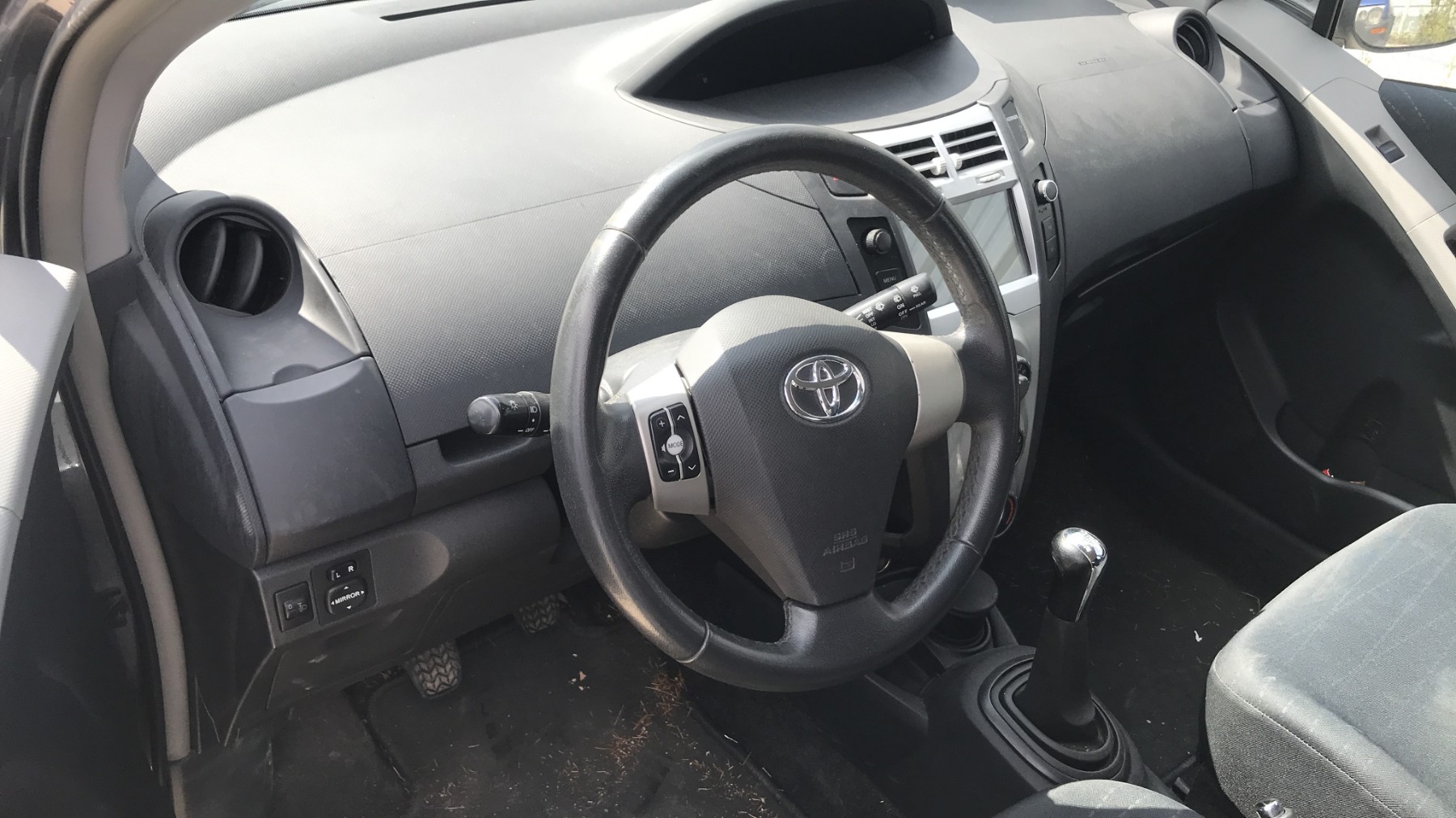 Image TOYOTA YARIS 2