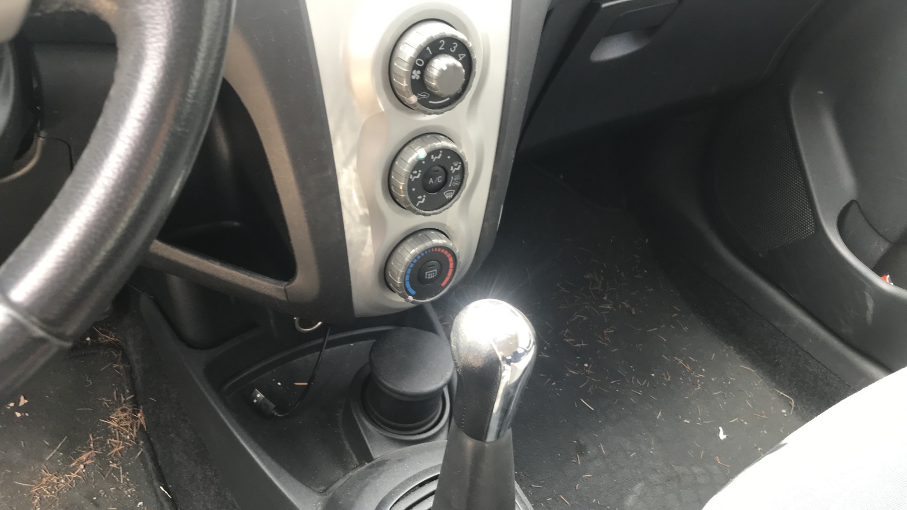 Image TOYOTA YARIS 2