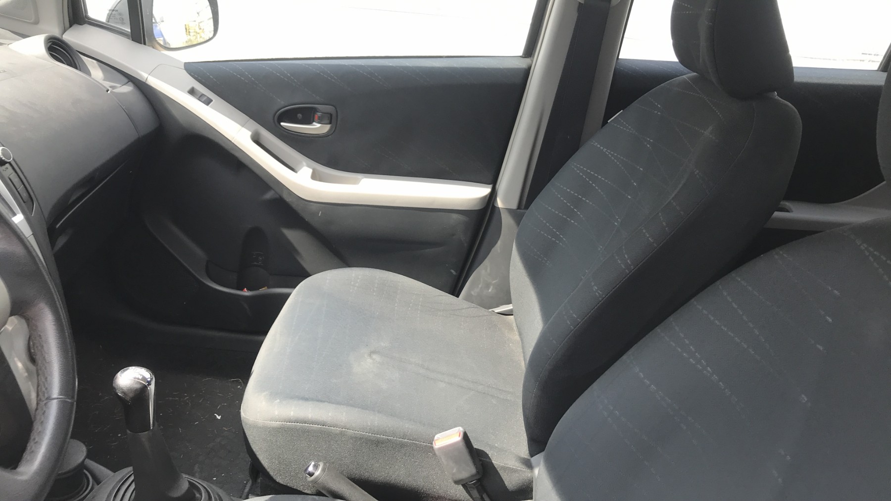 Image TOYOTA YARIS 2