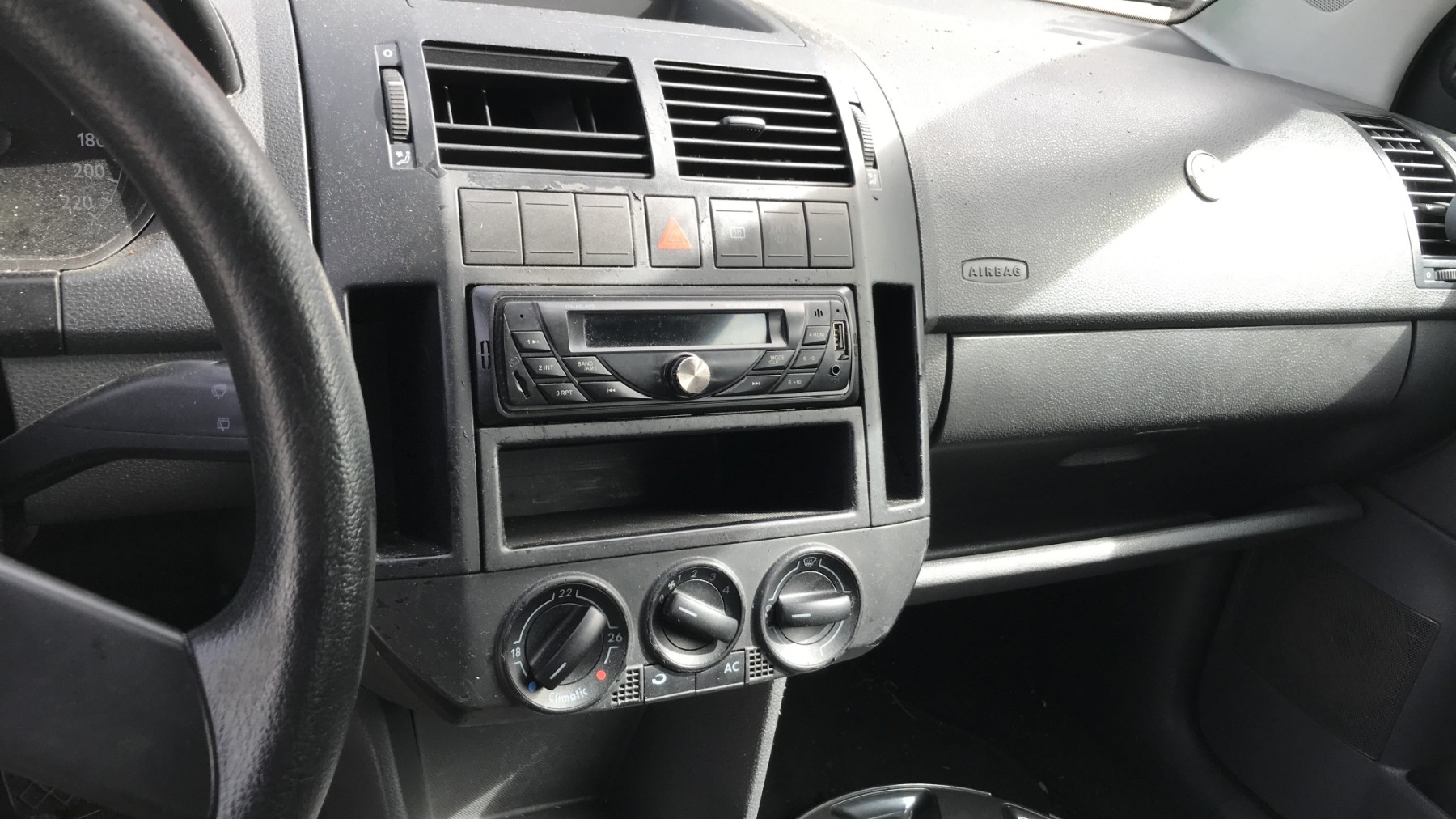 Image VOLKSWAGEN POLO 4