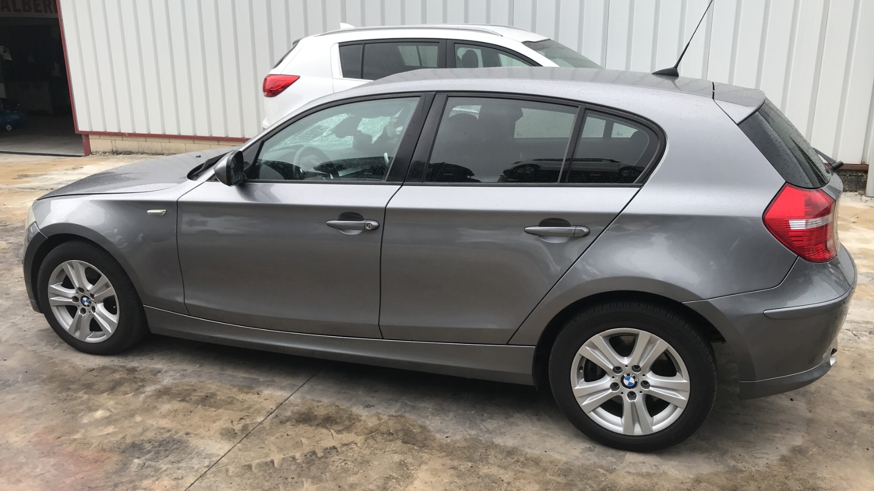 Image BMW SERIE 1 E87