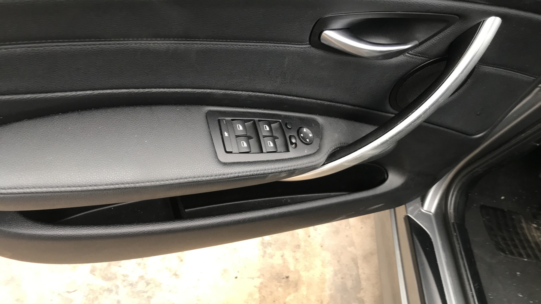 Image BMW SERIE 1 E87