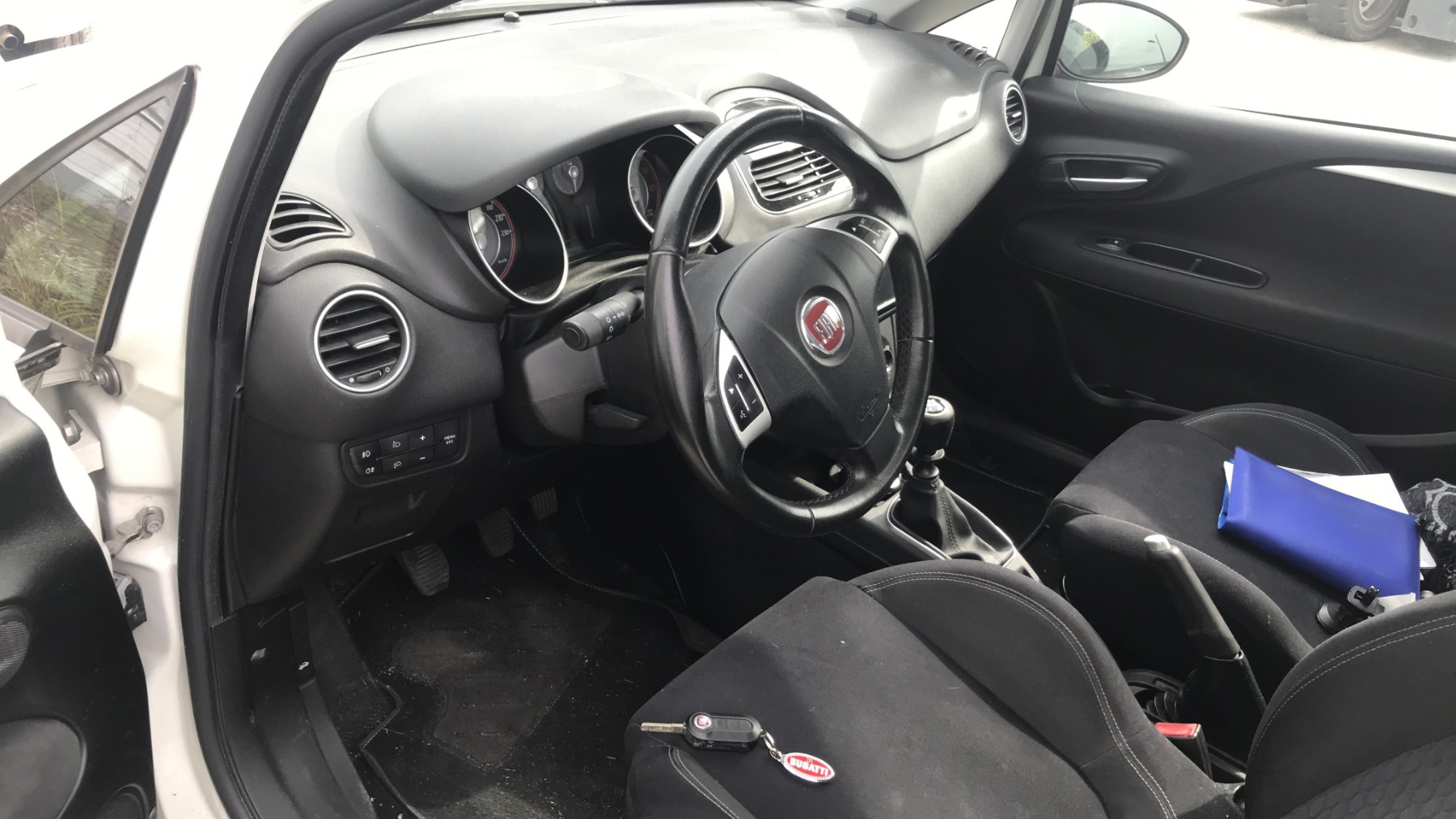 Image FIAT PUNTO 3