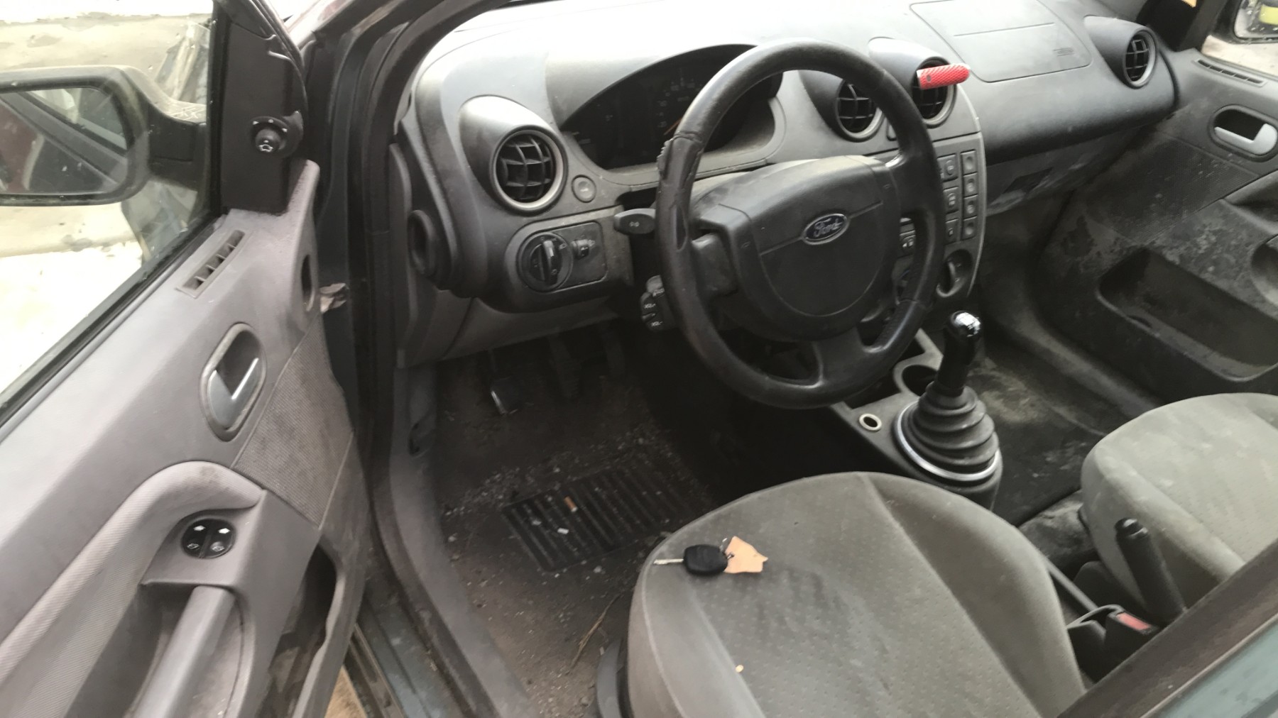 Image FORD FIESTA 5