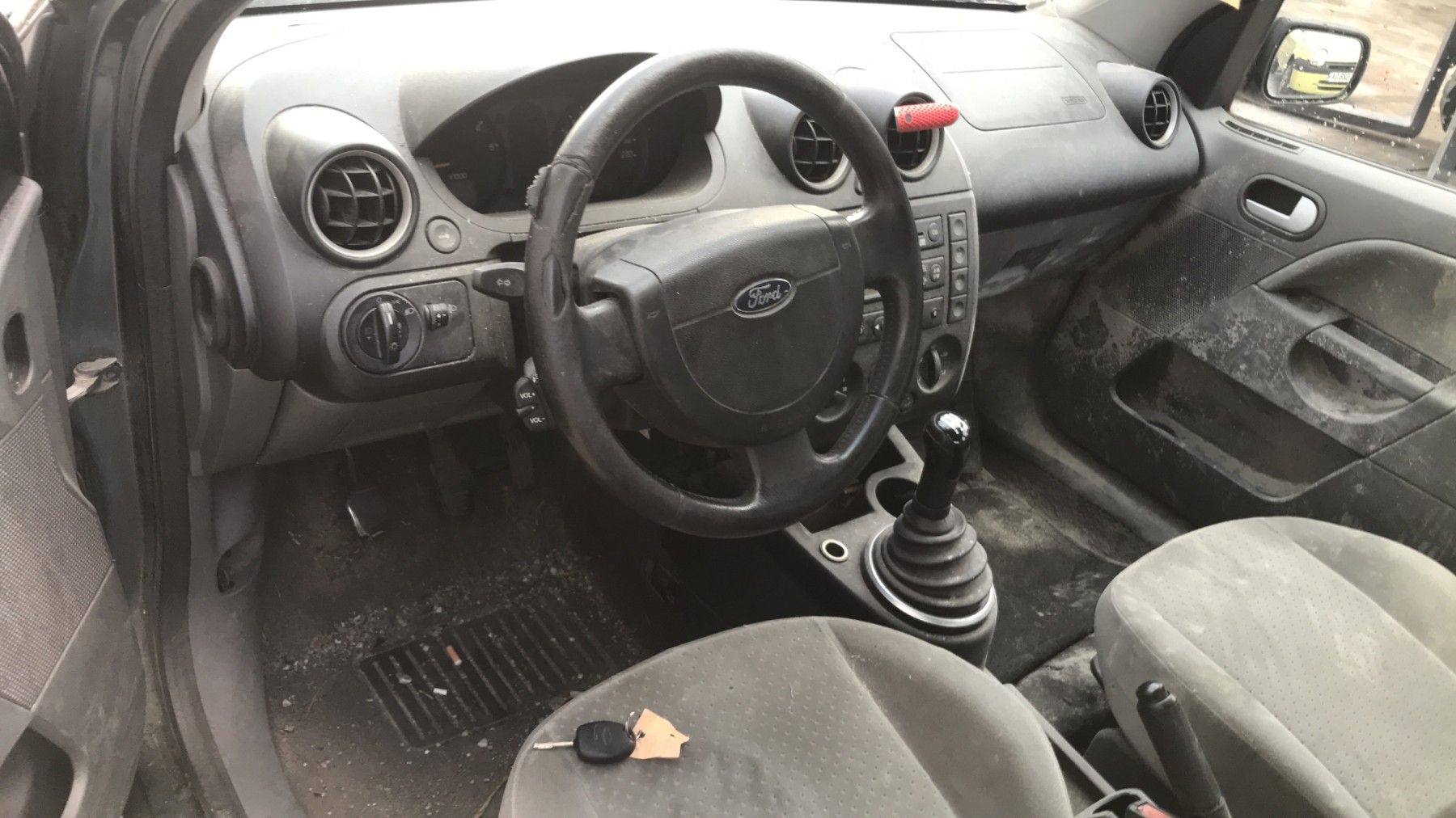 Image FORD FIESTA 5
