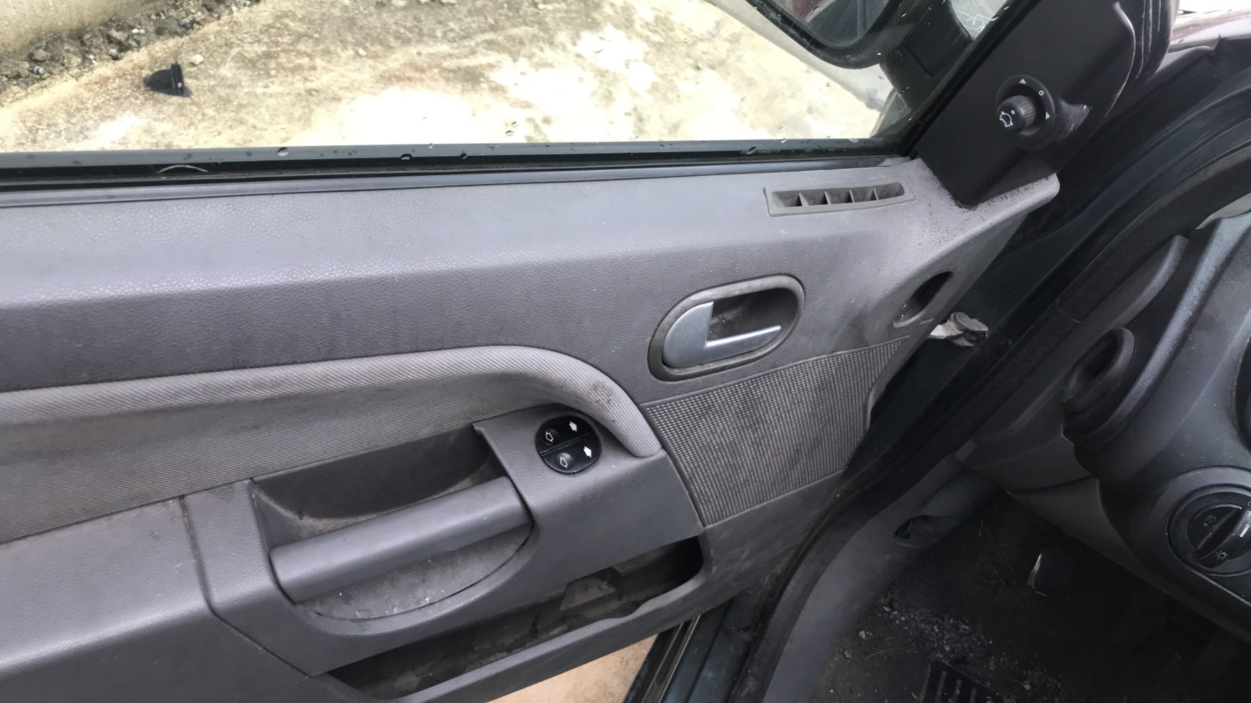 Image FORD FIESTA 5