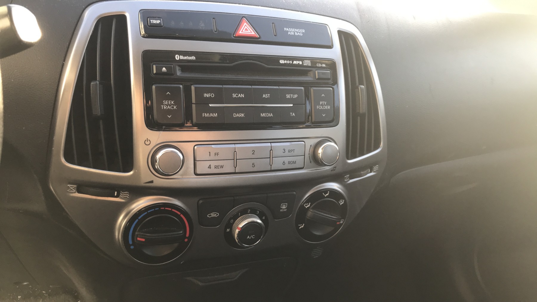 Image HYUNDAI I 20 1
