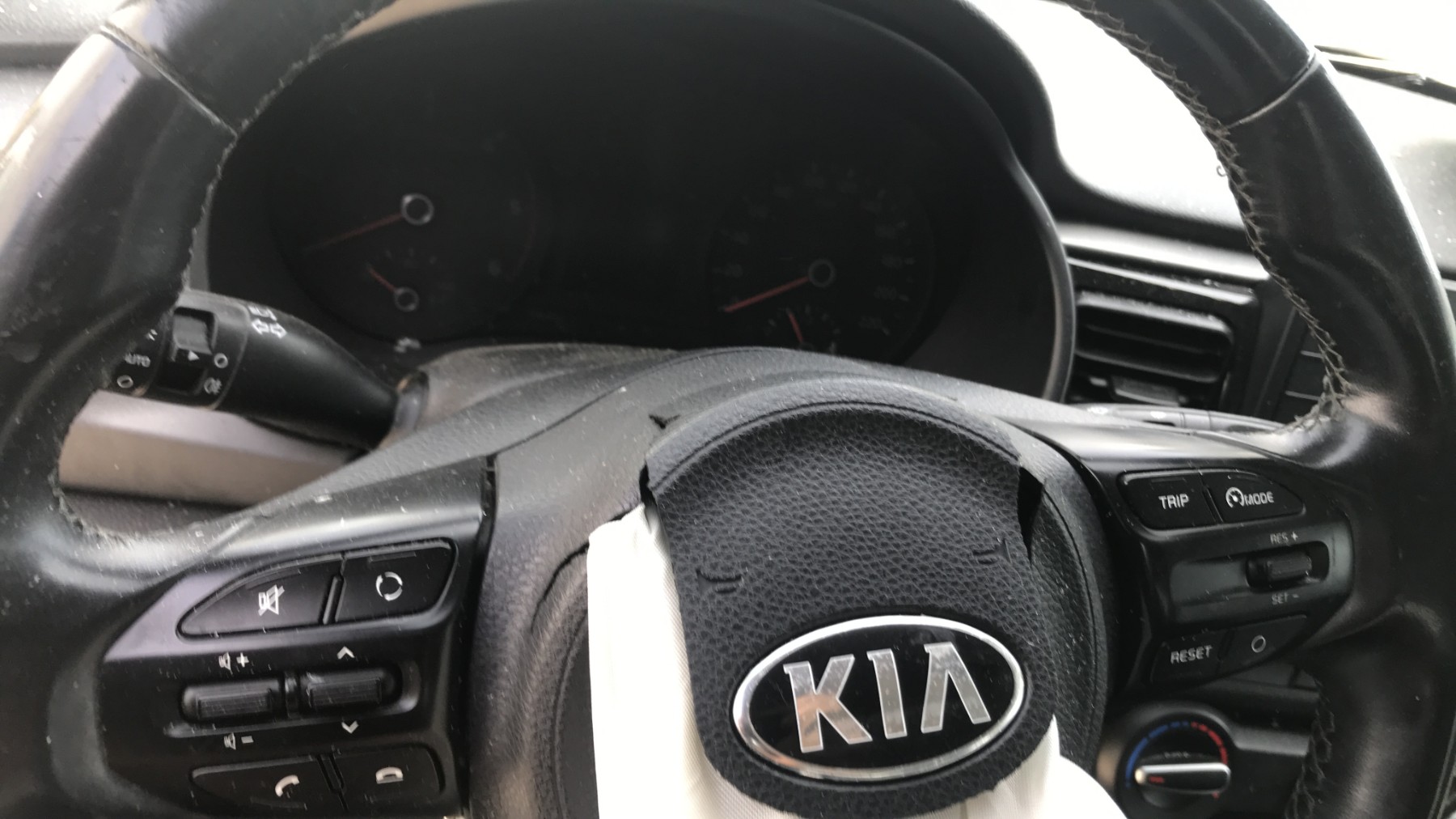 Image KIA RIO 4