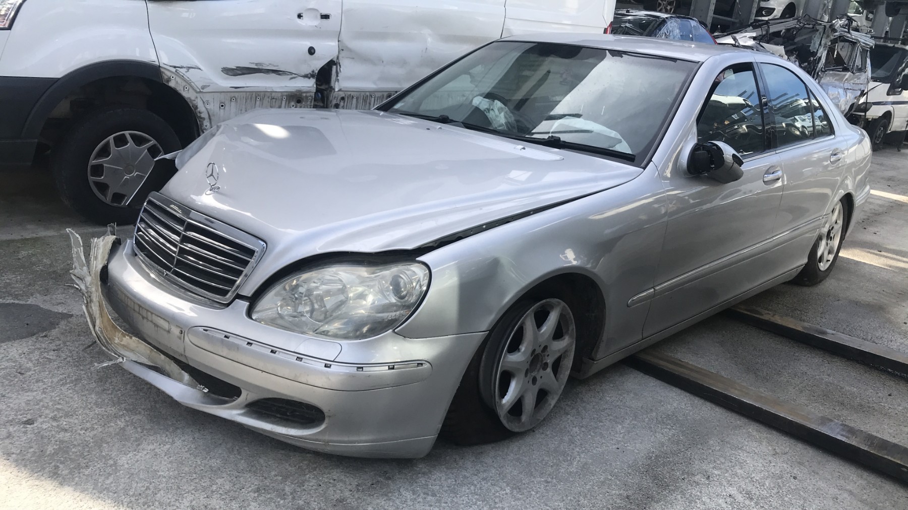 Image MERCEDES CLASSE S 220