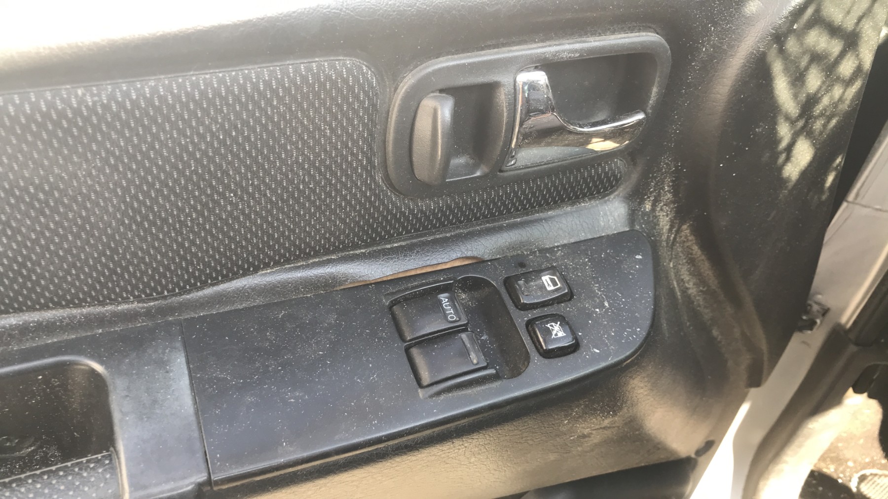 Image NISSAN TERRANO 2