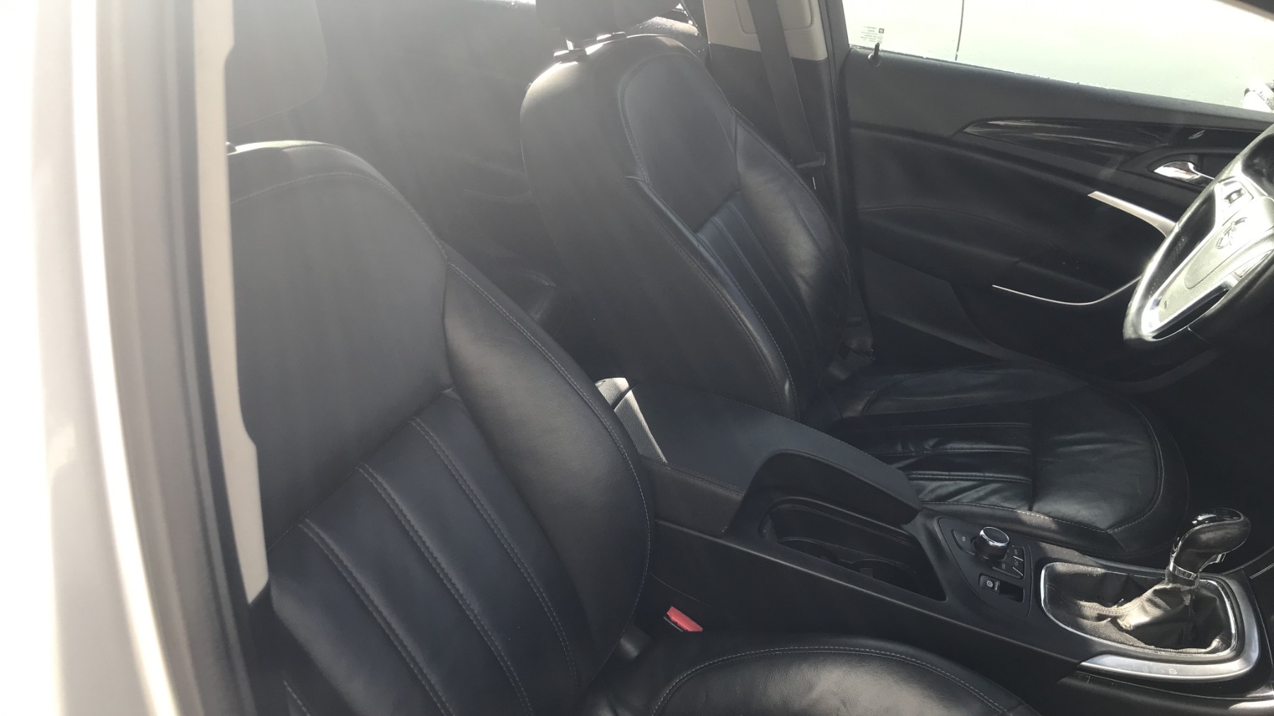 Image OPEL INSIGNIA 1