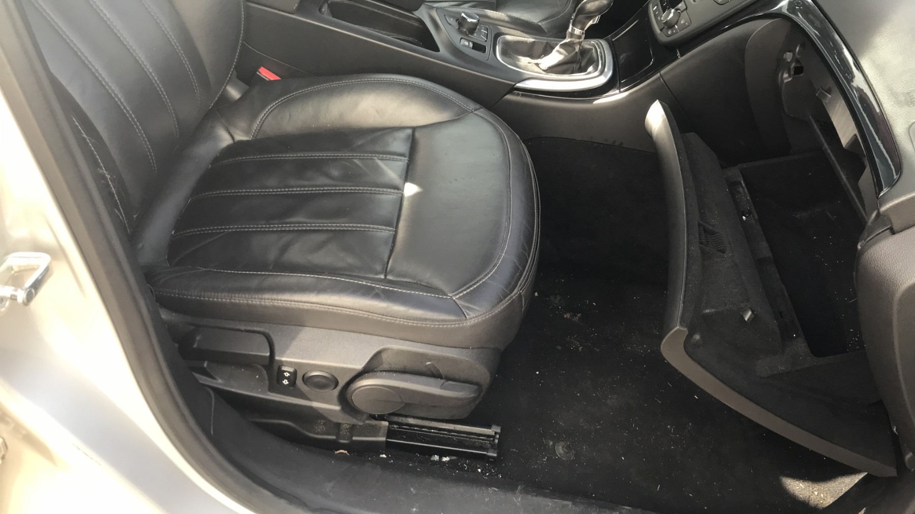 Image OPEL INSIGNIA 1