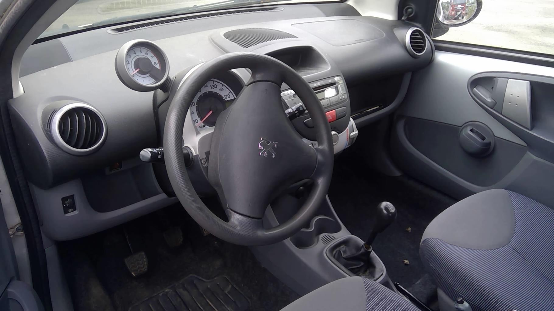 Image PEUGEOT 107