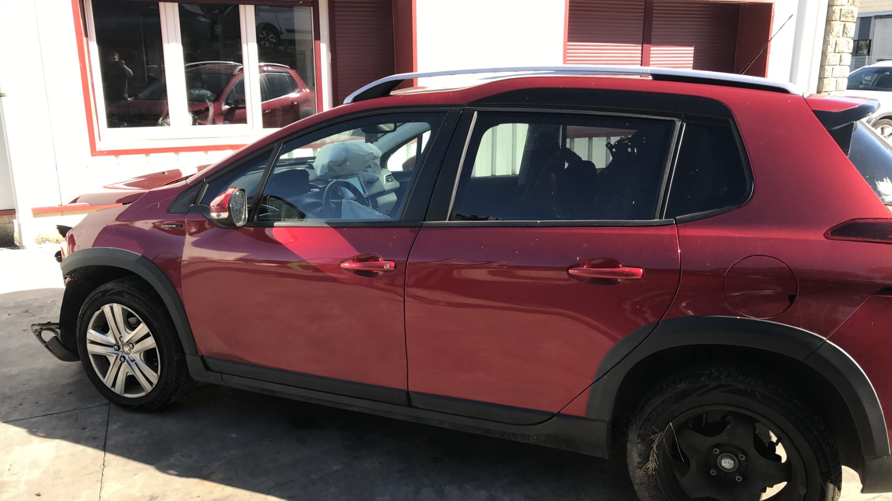Image PEUGEOT 2008 1