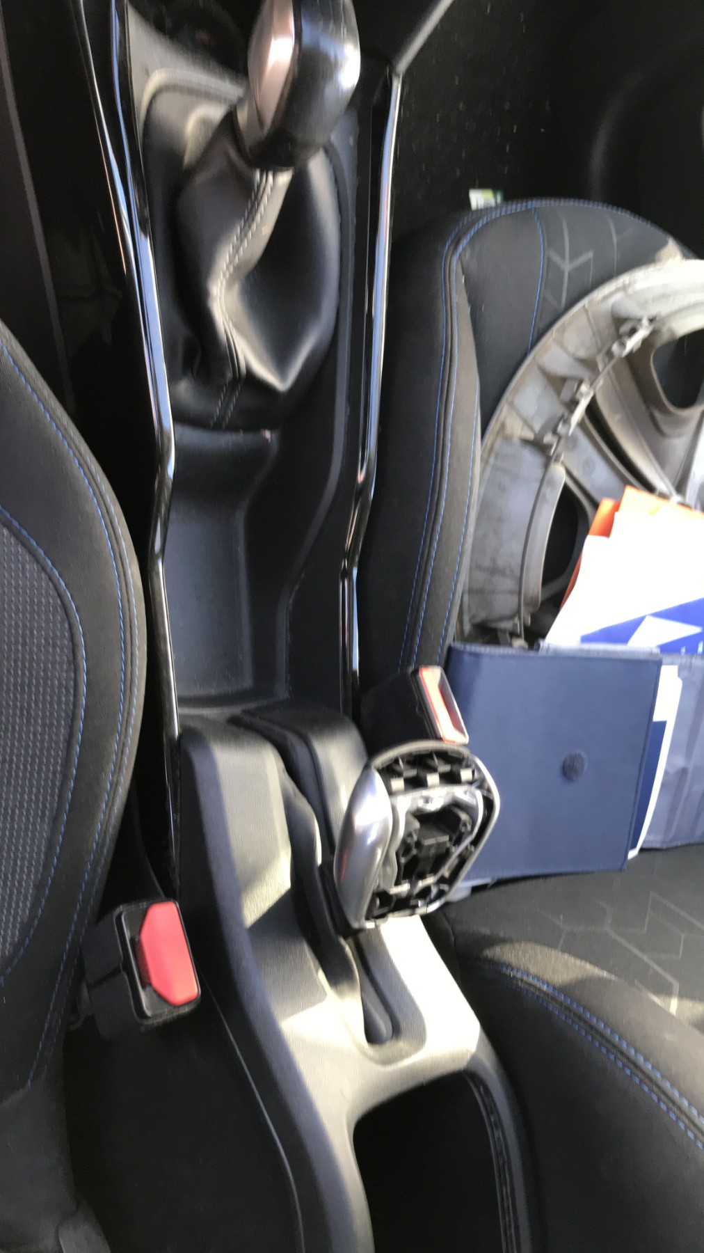 Image PEUGEOT 2008 1