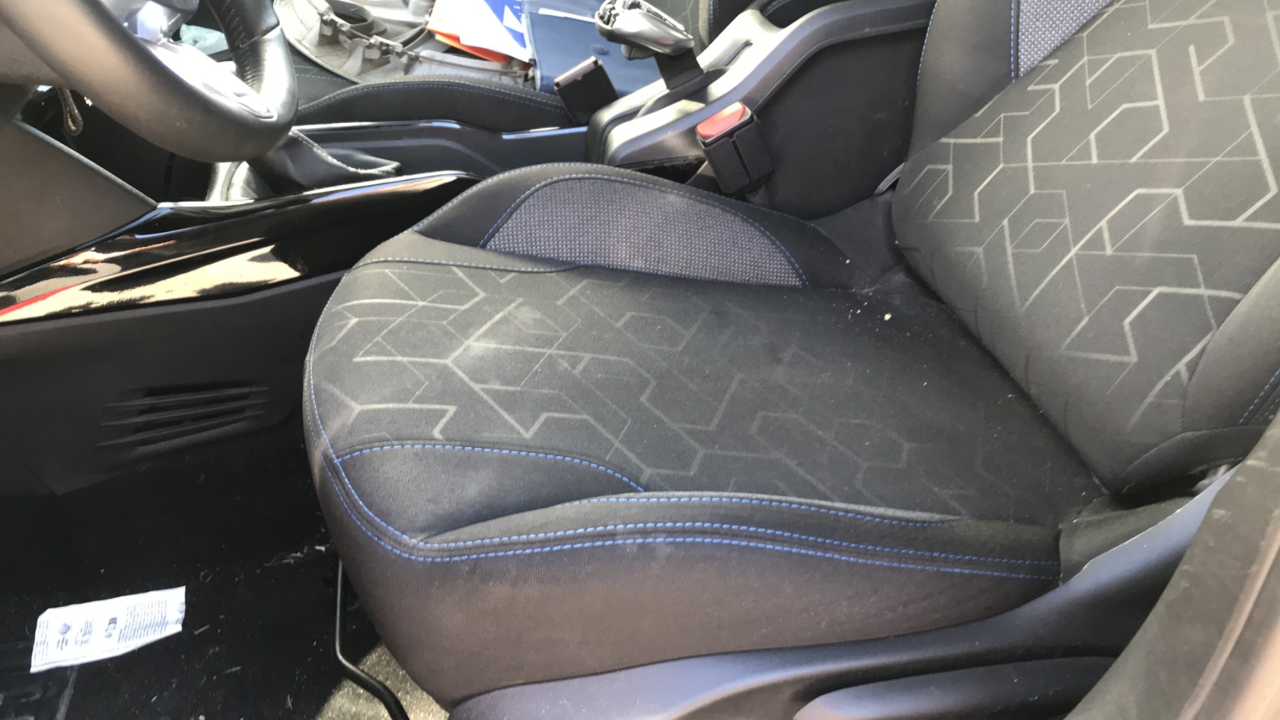 Image PEUGEOT 2008 1