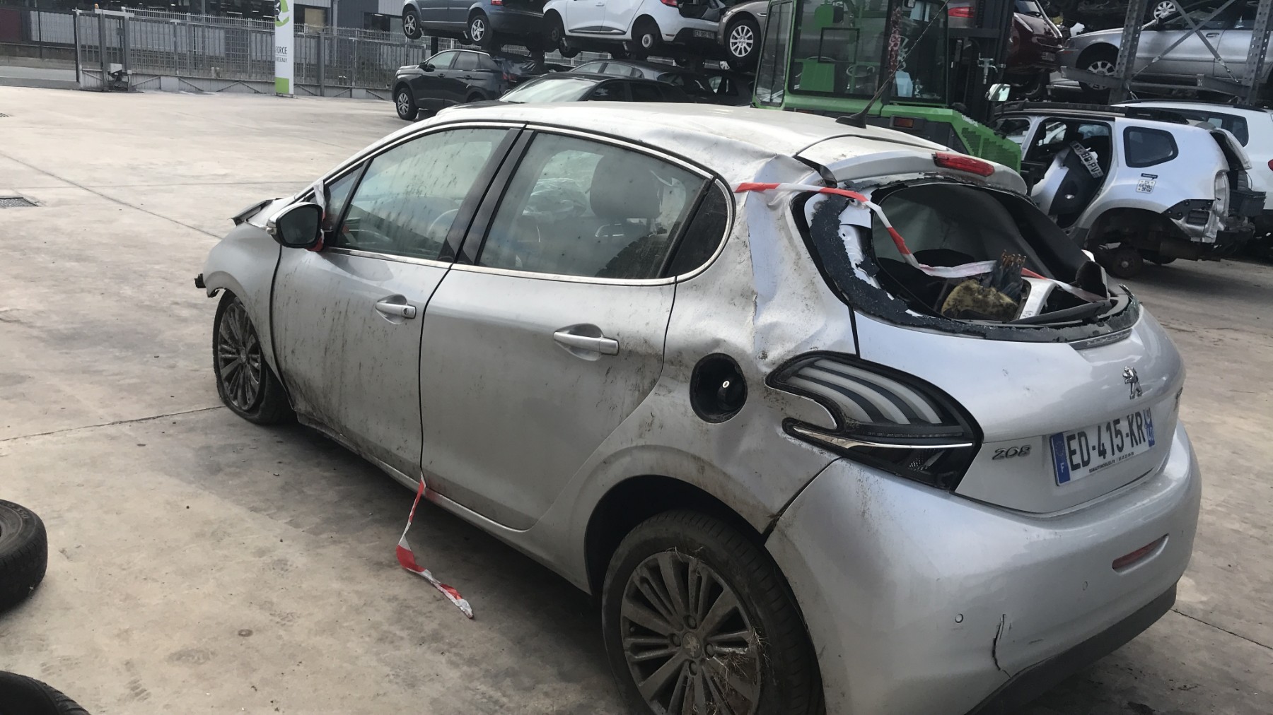 Image PEUGEOT 208 1