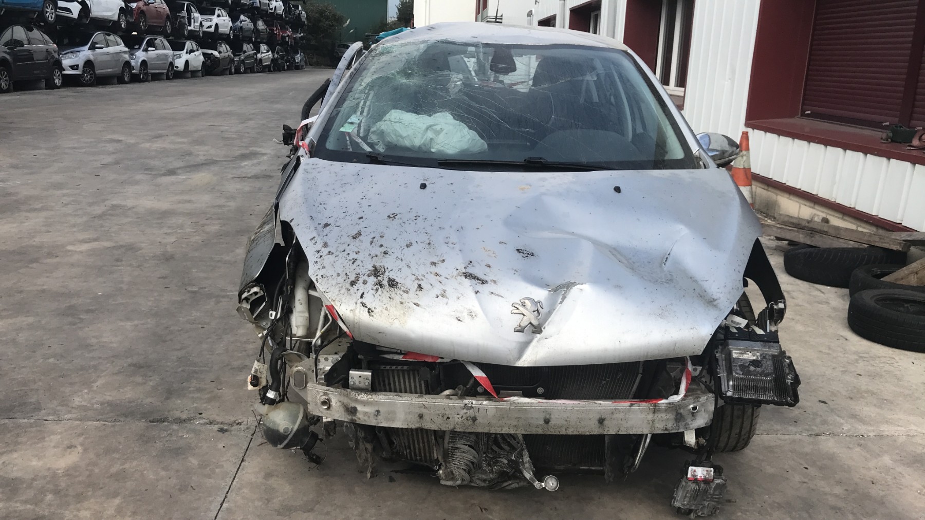 Image PEUGEOT 208 1