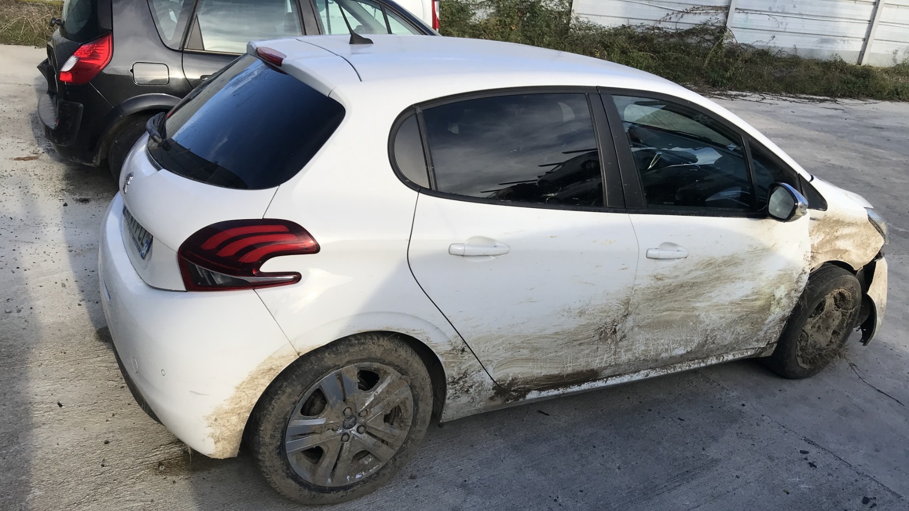 Image PEUGEOT 208 1