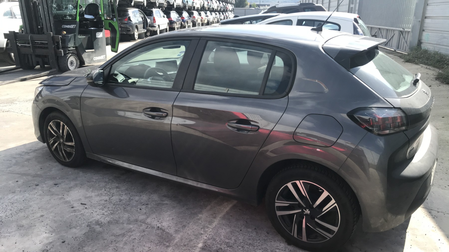 Image PEUGEOT 208 2