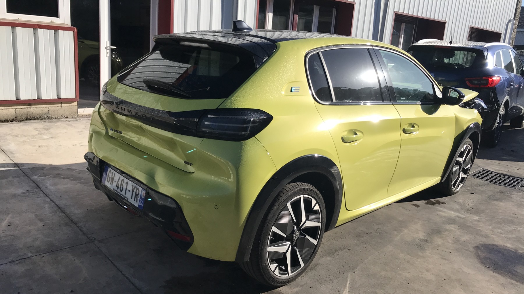 Image PEUGEOT 208 2