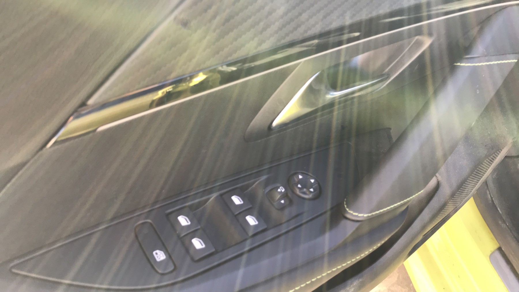 Image PEUGEOT 208 2