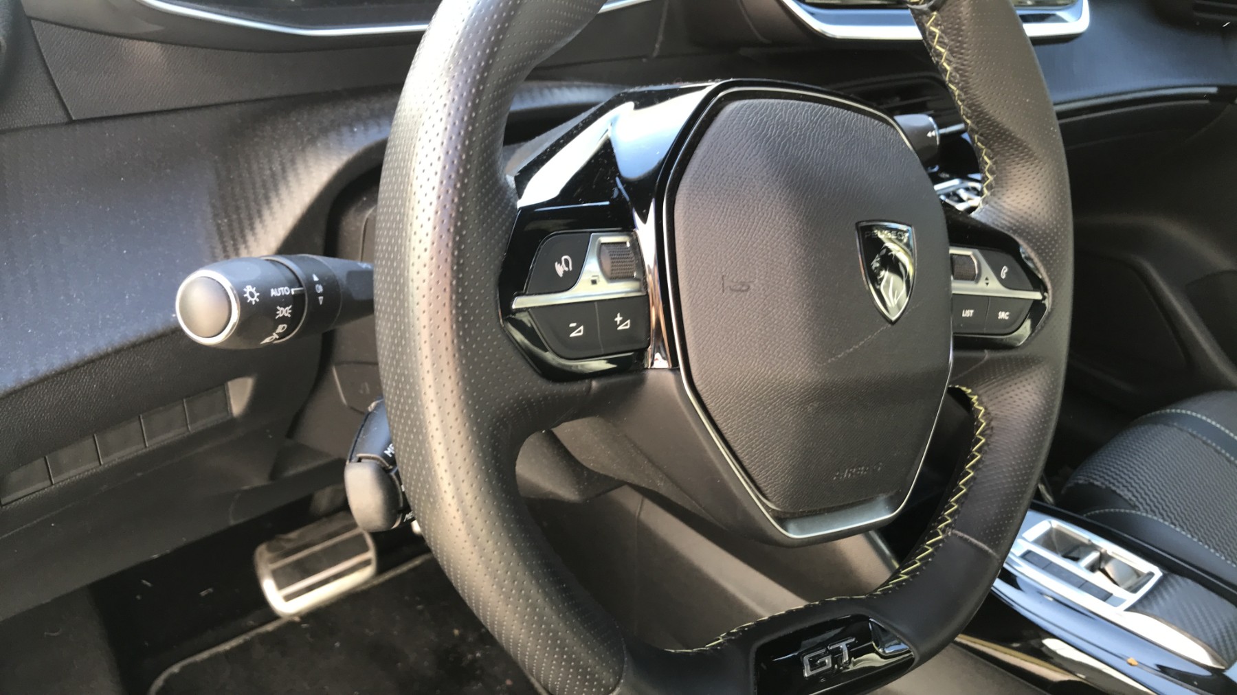 Image PEUGEOT 208 2