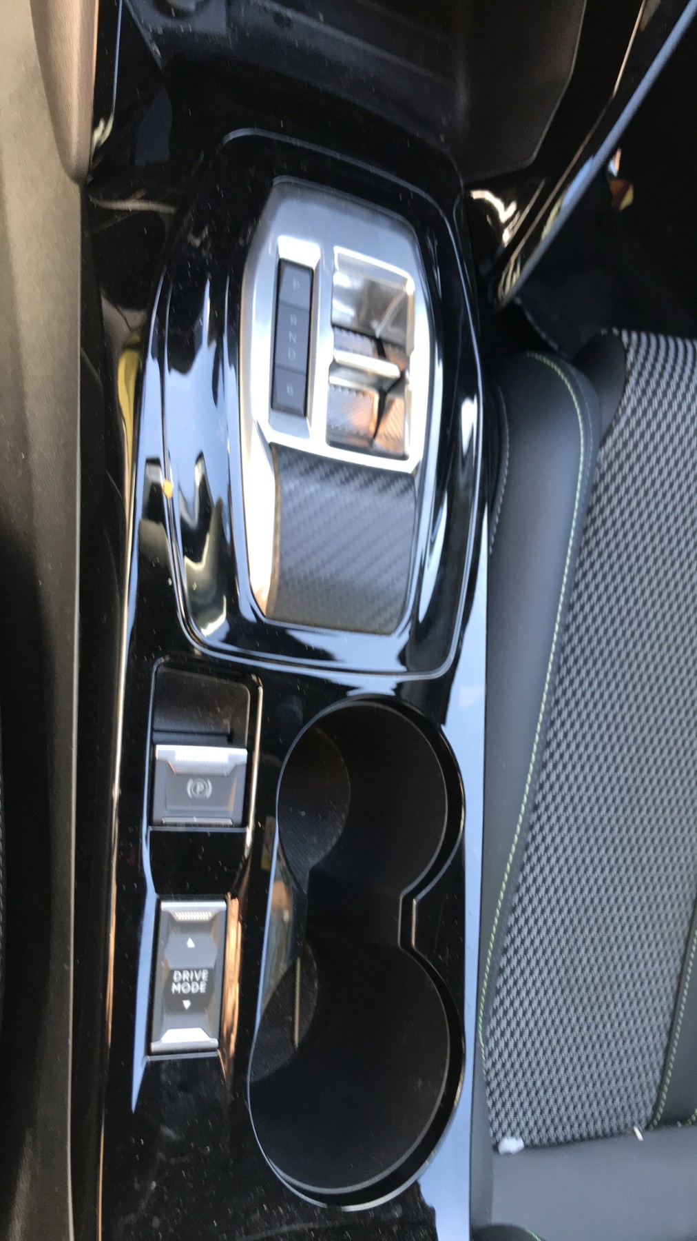Image PEUGEOT 208 2