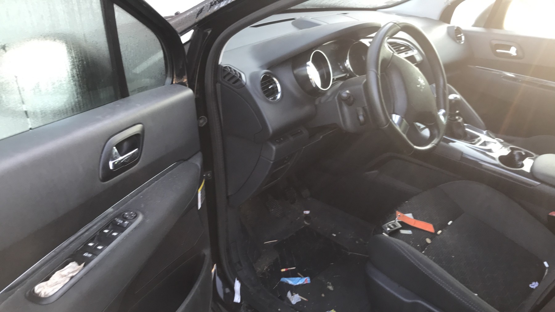 Image PEUGEOT 3008 1