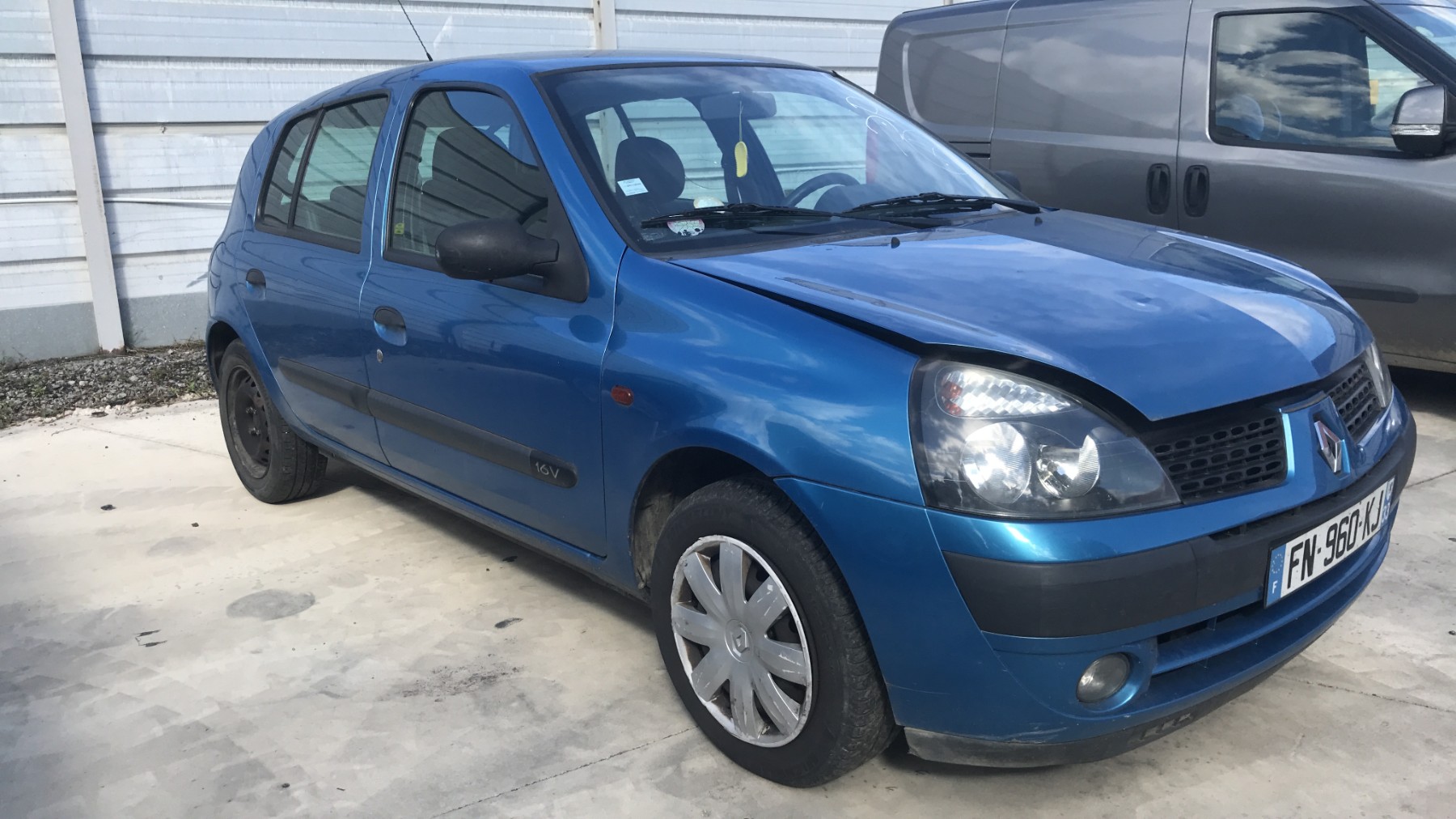 Image RENAULT CLIO 2