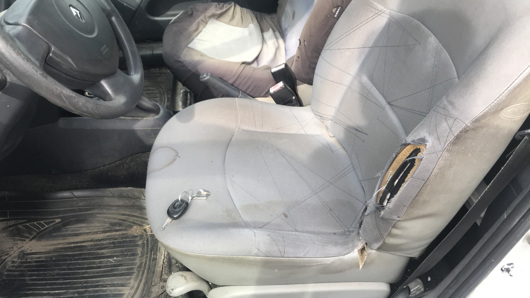 Image RENAULT CLIO 2