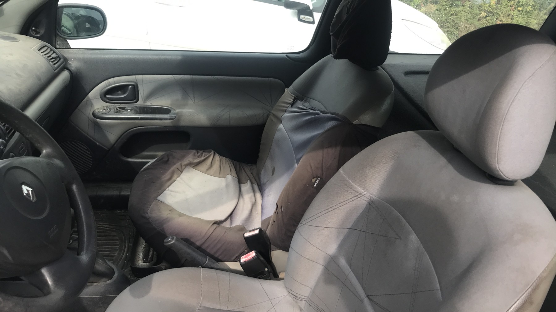 Image RENAULT CLIO 2